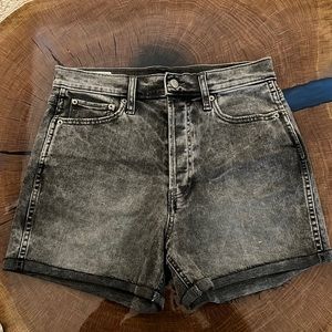 NWOT Gap Cheeky Short High Rise Black Stonewash